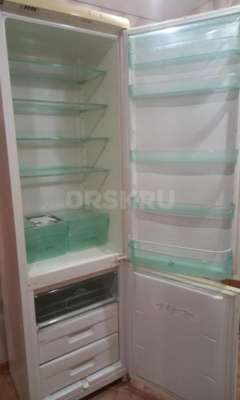 Продам холодильник Polar в хорошем рабочем состоянии - Орск