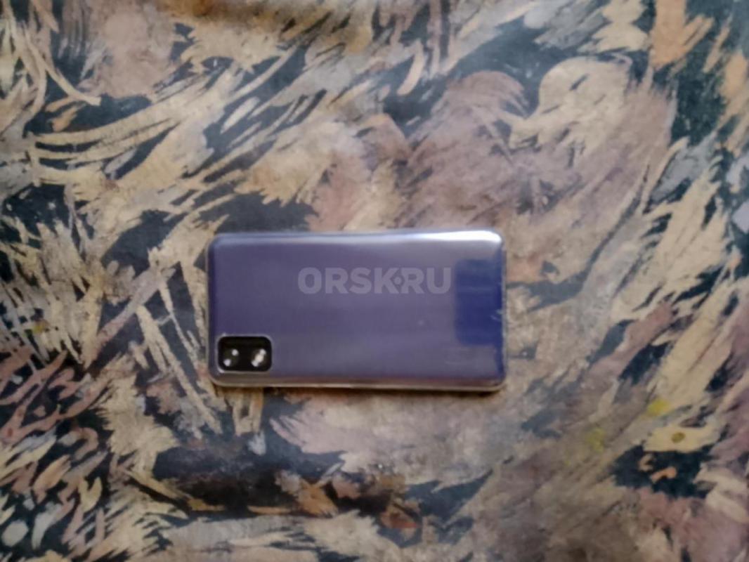 смартфон  интернет 3G в полном комплекте в хорошем состояние - Орск