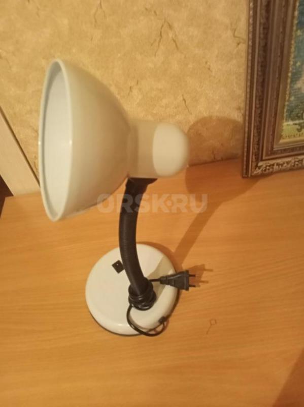 Продам лампу настольную - Орск