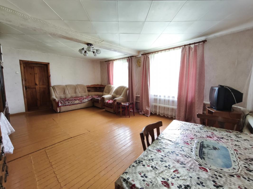 🏠 Продаётся отдельно стоящий  кирпичный дом за городом 📍 Местоположение: посёлок Караванный, ул. - Караванный