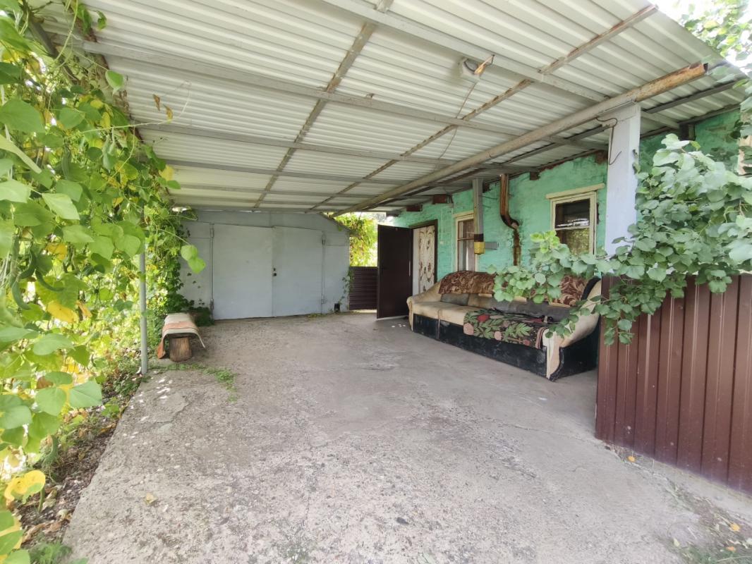 🏠 Продаётся отдельно стоящий  кирпичный дом за городом 📍 Местоположение: посёлок Караванный, ул. - Караванный