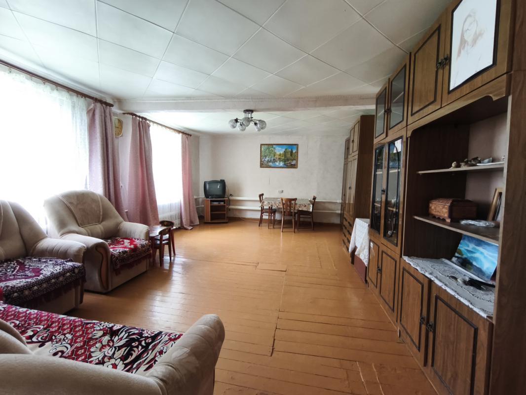 🏠 Продаётся отдельно стоящий  кирпичный дом за городом 📍 Местоположение: посёлок Караванный, ул. - Караванный