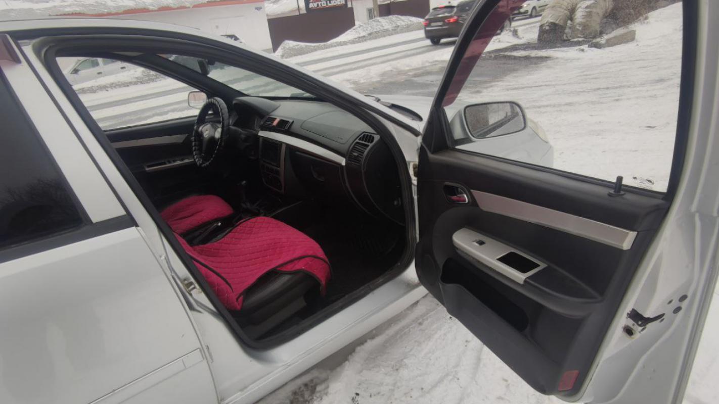 Прoдаeтся LIFАN Вrееz (520), 2008 года

без коррозии, без ДТП

в очeнь хoрошeм cocтoянии. - Новотроицк