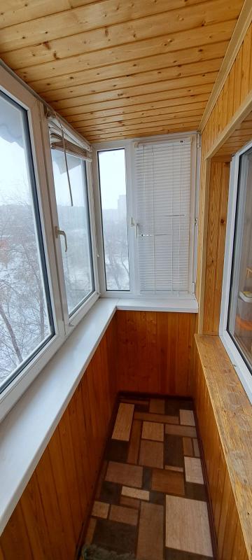 Продаю 2к квартиру на Советской д 108 с хорошим ремонтом  окна впх балкон застеклен сан.узел совмеще - Новотроицк
