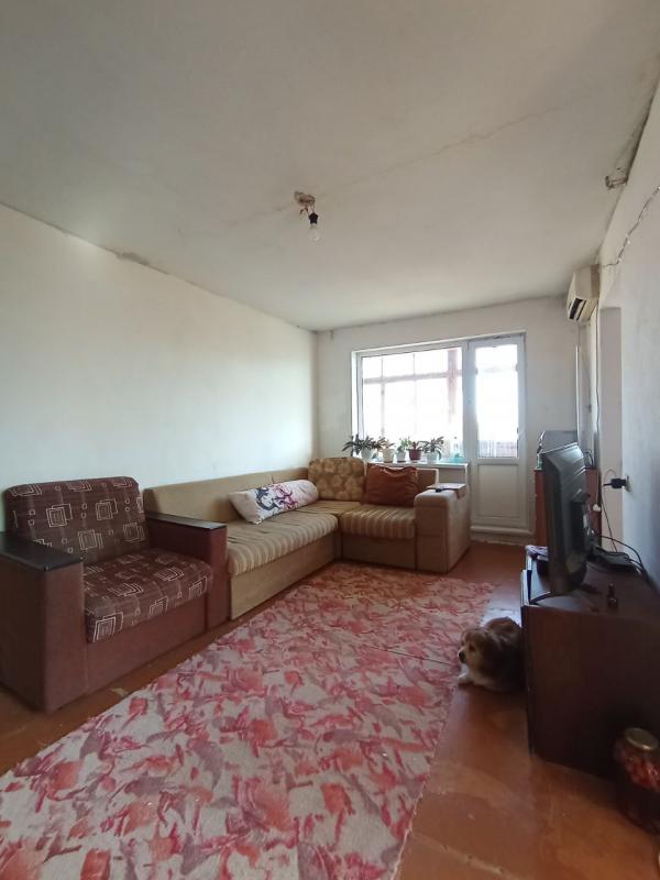 *Продается трехкомнатная квартира
по адресу улица Ломоносова 48 в г. - Новотроицк