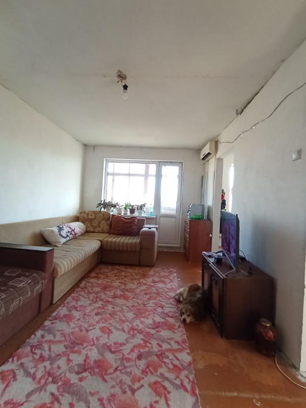 *Продается трехкомнатная квартира
по адресу улица Ломоносова 48 в г. - Новотроицк