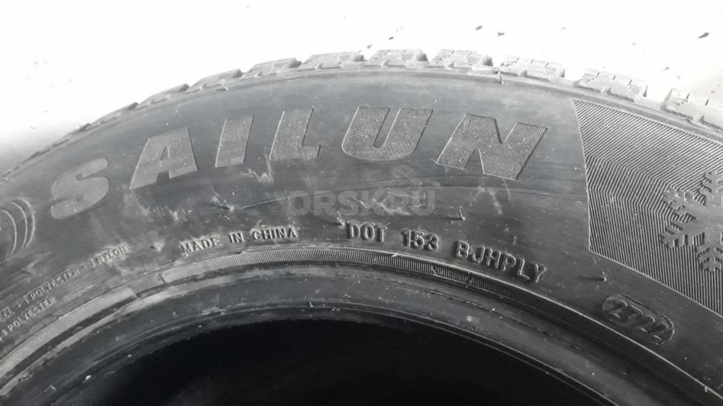 Комплект зимних шин Sailun Ice Blazer  205/60 R16 в отличном состоянии, в эксплуатации один сезон. - Орск