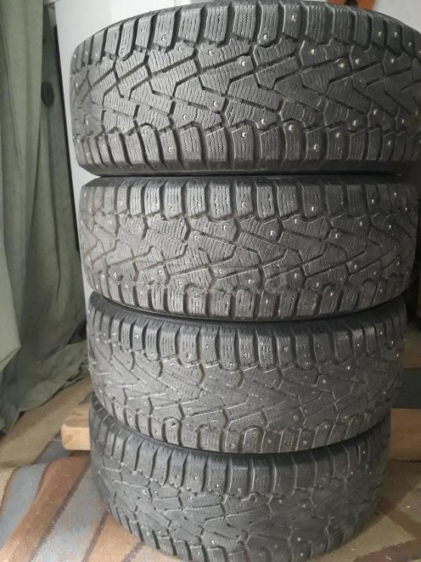 Зимние шины Pirelli 205/55 R16, без грыж и порезов, цена за комплект (цена одного баллона в магазине - Орск