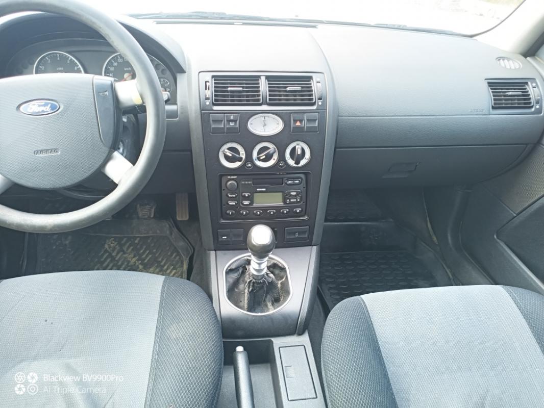 Продается Ford Mondeo, 2002 года

Комплектация:

- усилитeль руля гур,

- кондиционер,

- электостек - Новотроицк