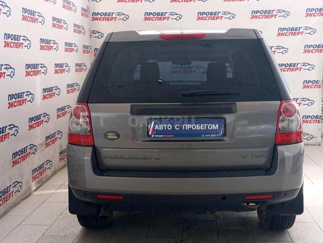 Автомобиль Land Rover Freelander II, выпущенный в 2008 году, представляет собой надежный внедорожник - Орск