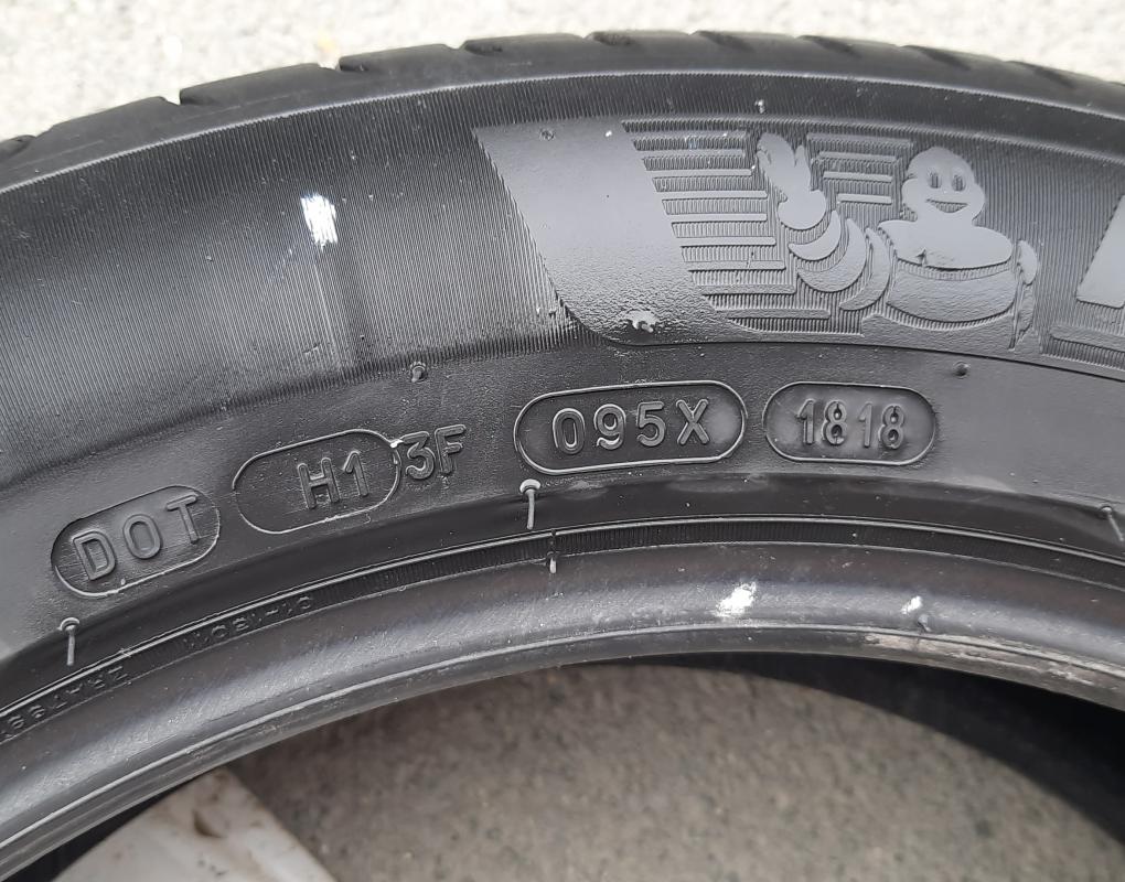 Шины премиум класса Michelin Primacy 4. 215 55 r17 стояли на Camry v50 износ равномерный, на одной ш - Гай