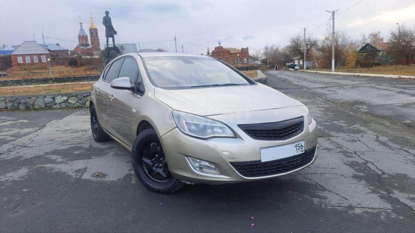 Продам OPEL ASTRA, Эксплуатация с 2012г. - Орск