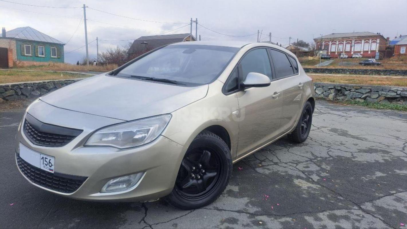 Продам OPEL ASTRA, Эксплуатация с 2012г. - Орск