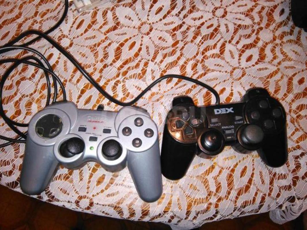 Диски на ПК 100ршт;диски на SONY PS 1 100ршт,карта памяти 200р,переходник скарт 200р;SONY PS 2 джойс - Орск