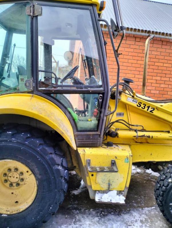 Продам экскаватор погрузчик NEW HOLLAND LB75B в хорошем состоянии,на ходу,работал только сам,звоните - Орск