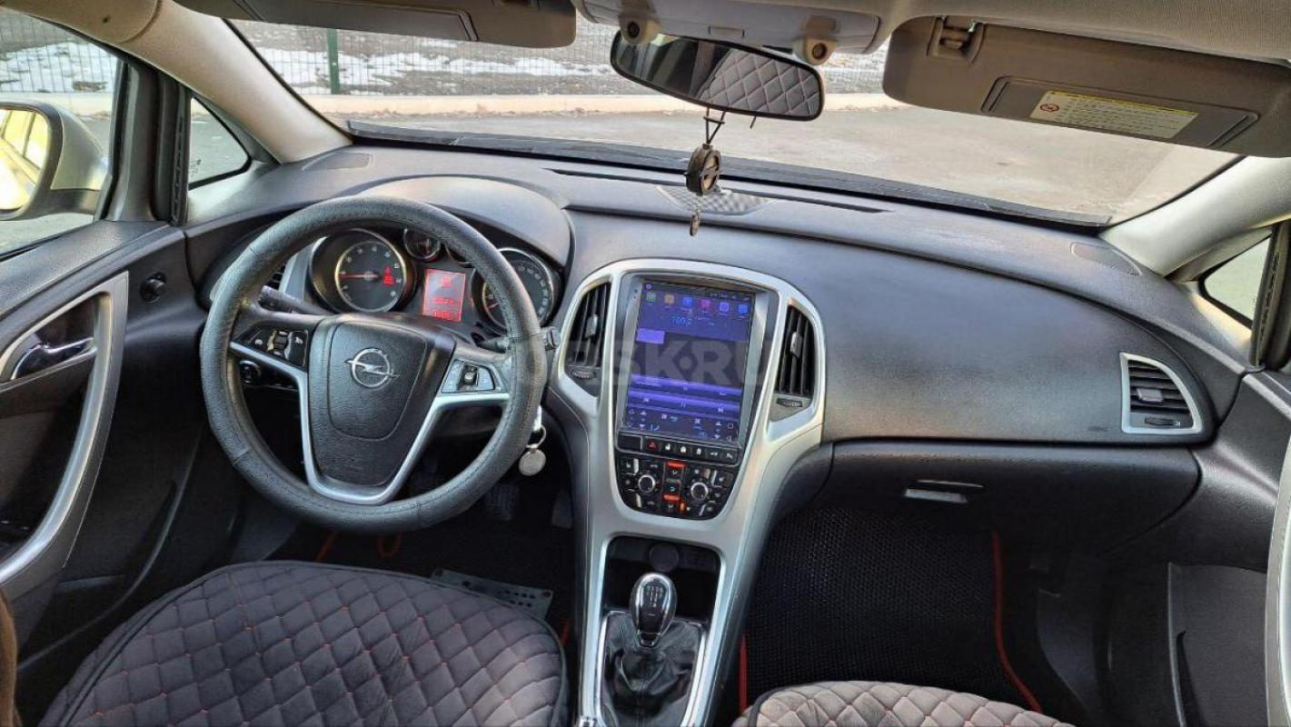 Продам OPEL ASTRA, Эксплуатация с 2012г. - Орск