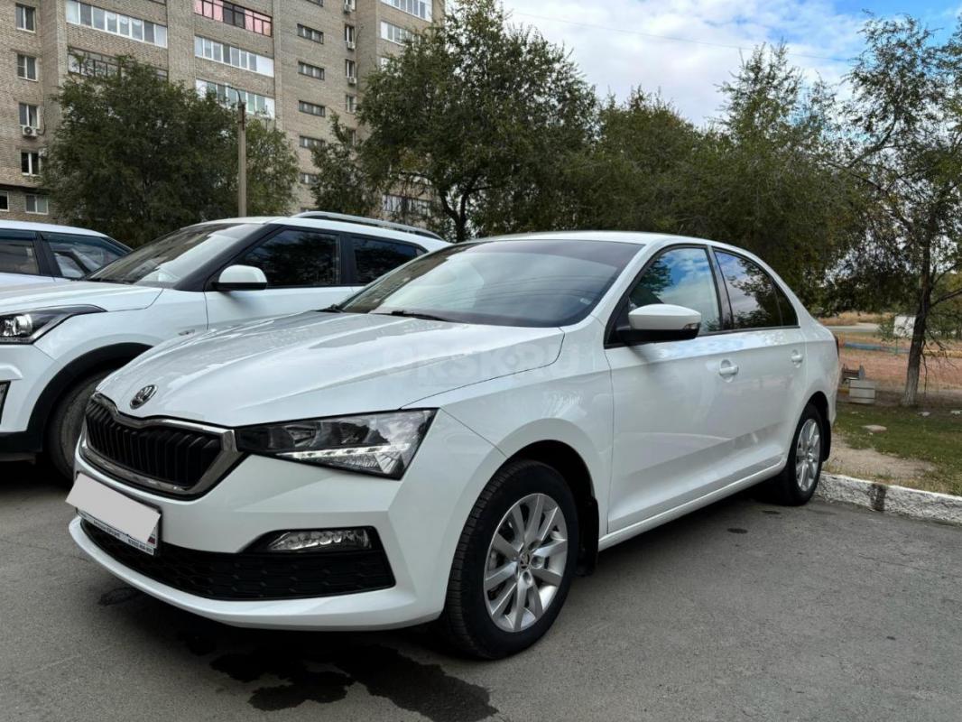 Продам автомобиль SKODA RAPID, состояние НОВОГО автомобиля, 30 тыс. - Орск