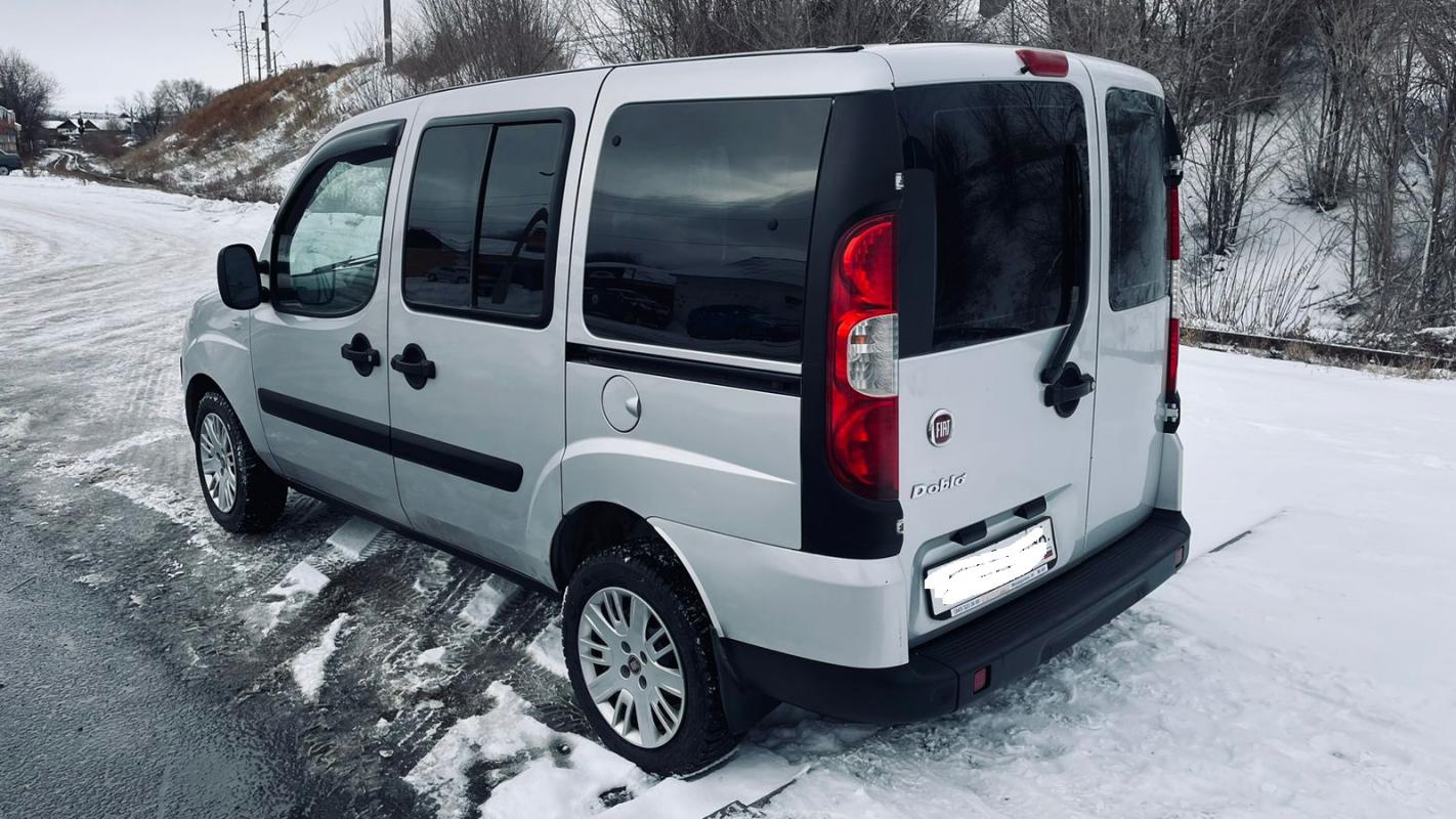 Продается FIAT Doblo, 2012 года

Один хозяин

Без ДТП в родном окрасе

Кузов оцинкованный

Машина оч - Новотроицк