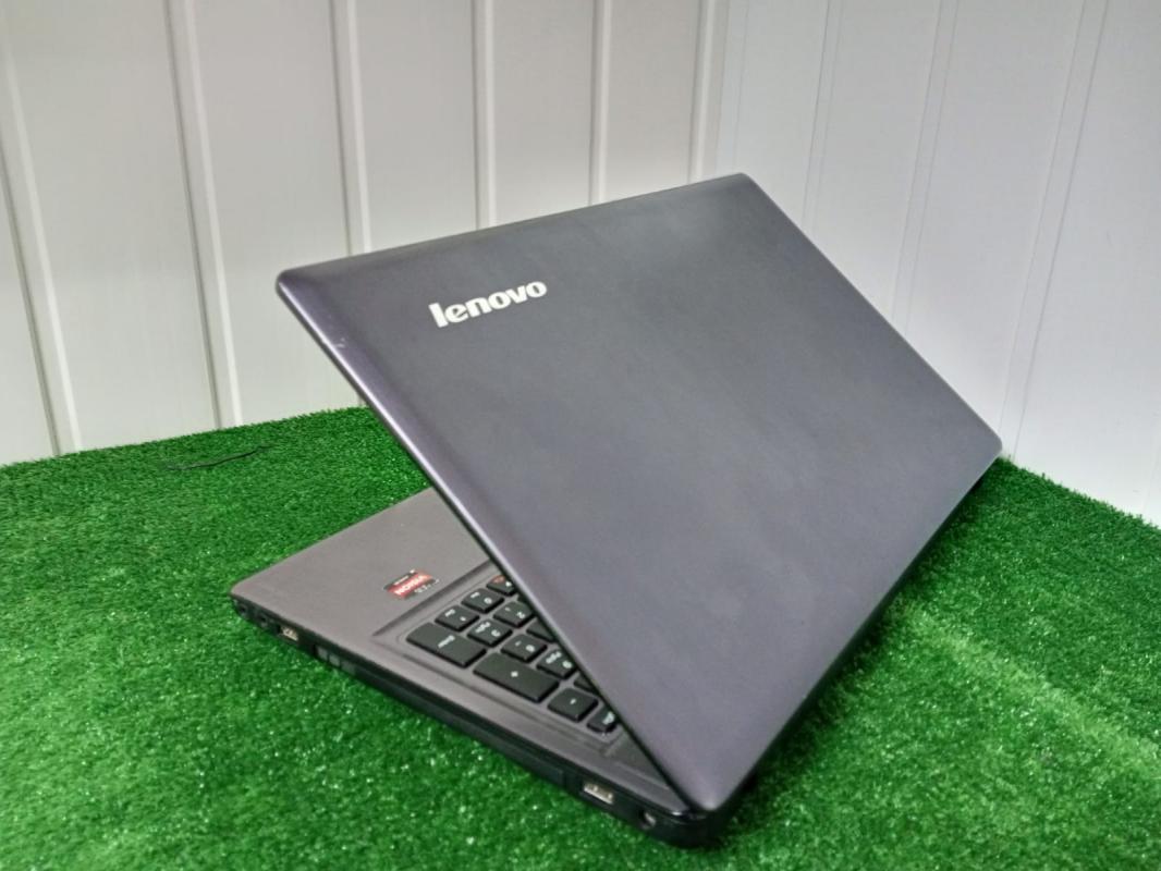 Ноутбук Lenovo в хорошем состоянии ( в алюминиевом корпусе)
Аккумулятор держит
Характеристики 
Проце - Новотроицк