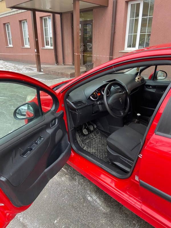 Продам автомобиль Peugeot 207, 2008г. - Орск