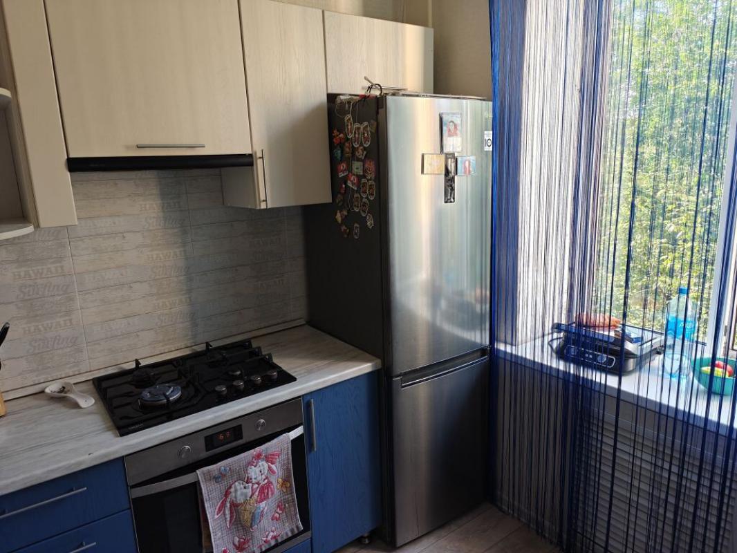 Продам 3 комн. - Новотроицк