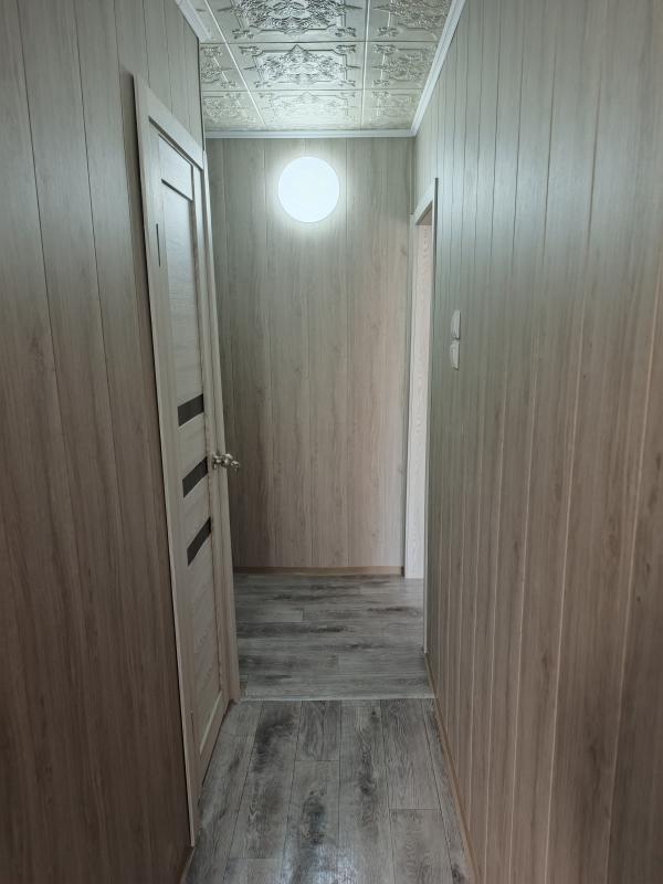 Продам квартиру, ремонт сделан во всех комнатах, новые двери, новый кафель кухня, сан узел, пластико - Новотроицк