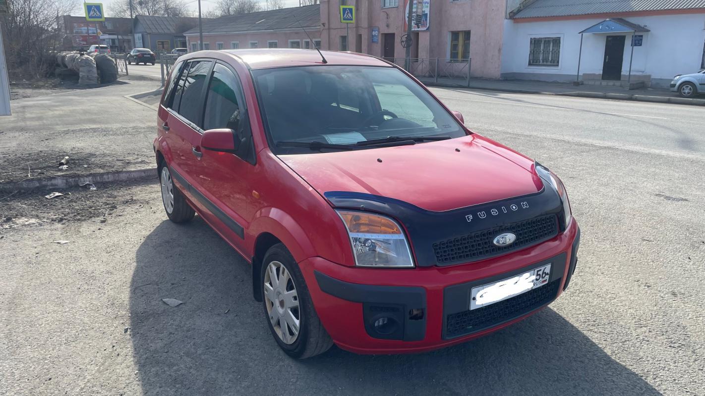 Продается Ford Fusion 2007 года

Комплектация :

- Электростеклоподъёмники.

- Аудио система. - Новотроицк