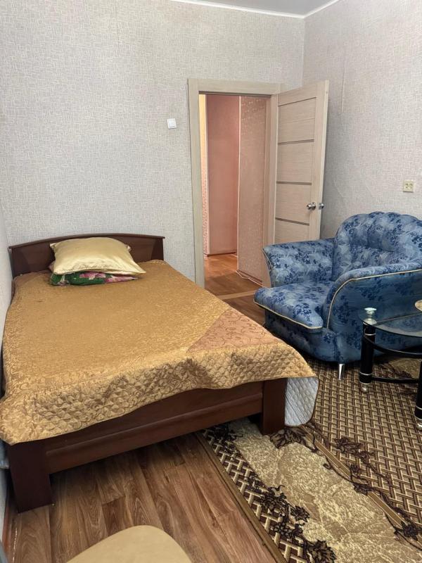 🏠 Продам 2-комнатную квартиру, на первом этаже трёхэтажного дома, 59.4 кв. - Новотроицк