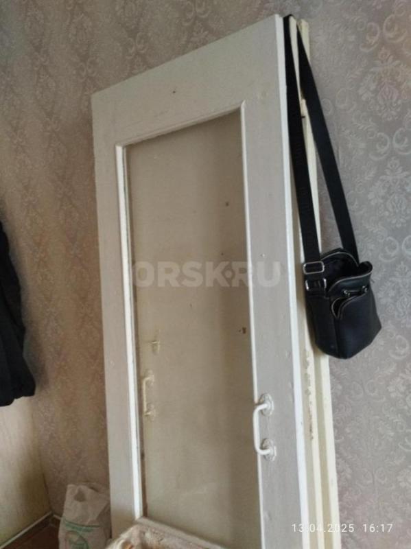 Продам межкомнатные двери по 100 рублей за штуку. - Новотроицк