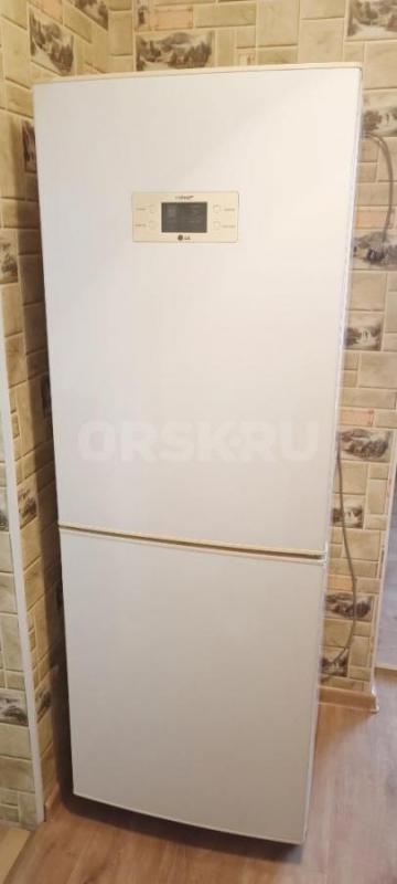Сдам 1  комн квартиру, ост Шевченко, чистая, теплая, 1/5, этаж, балкон застеклен - Орск