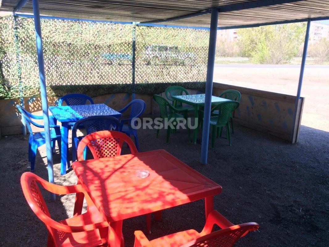 Продам шашлычку действующая на ОЗТП за рынком.400т.руб - Орск