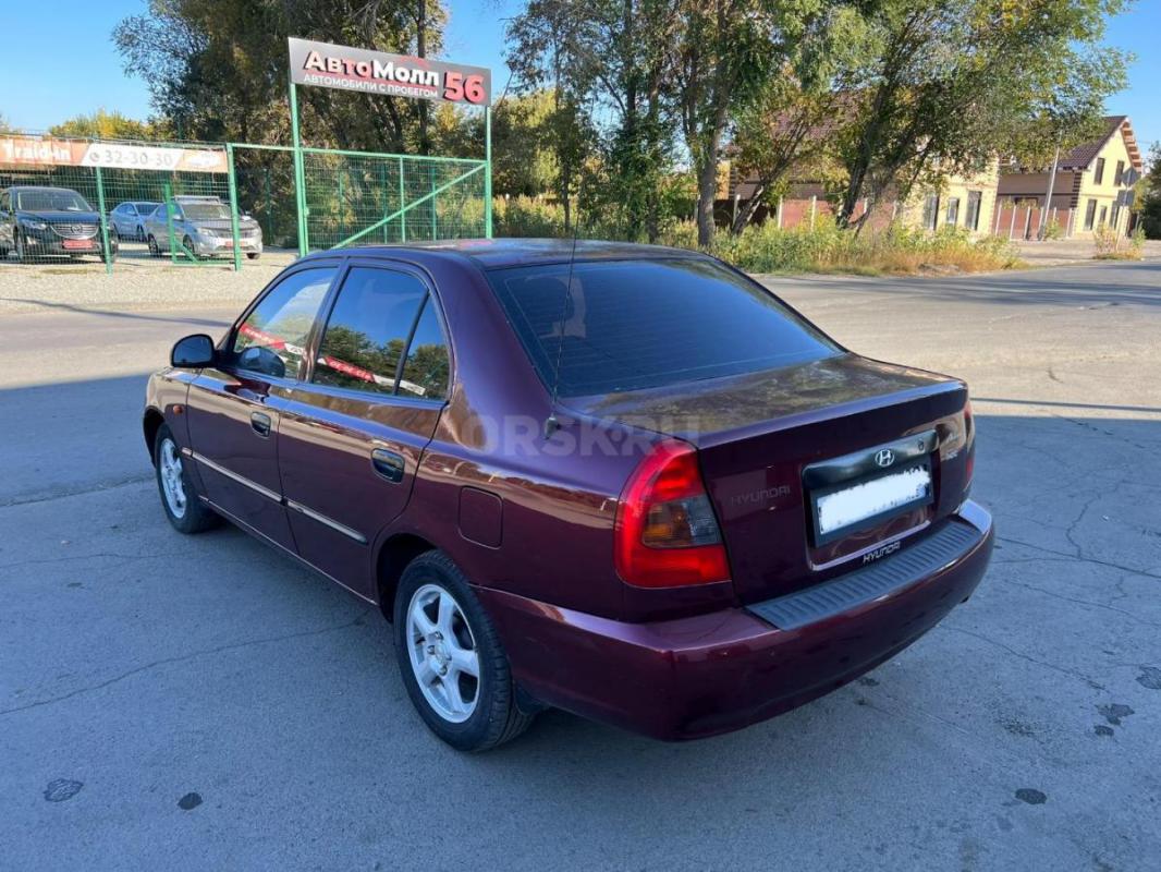 Продается Hyundai Accent год 2008 отличный маневренный экономичный автомобиль! - Орск