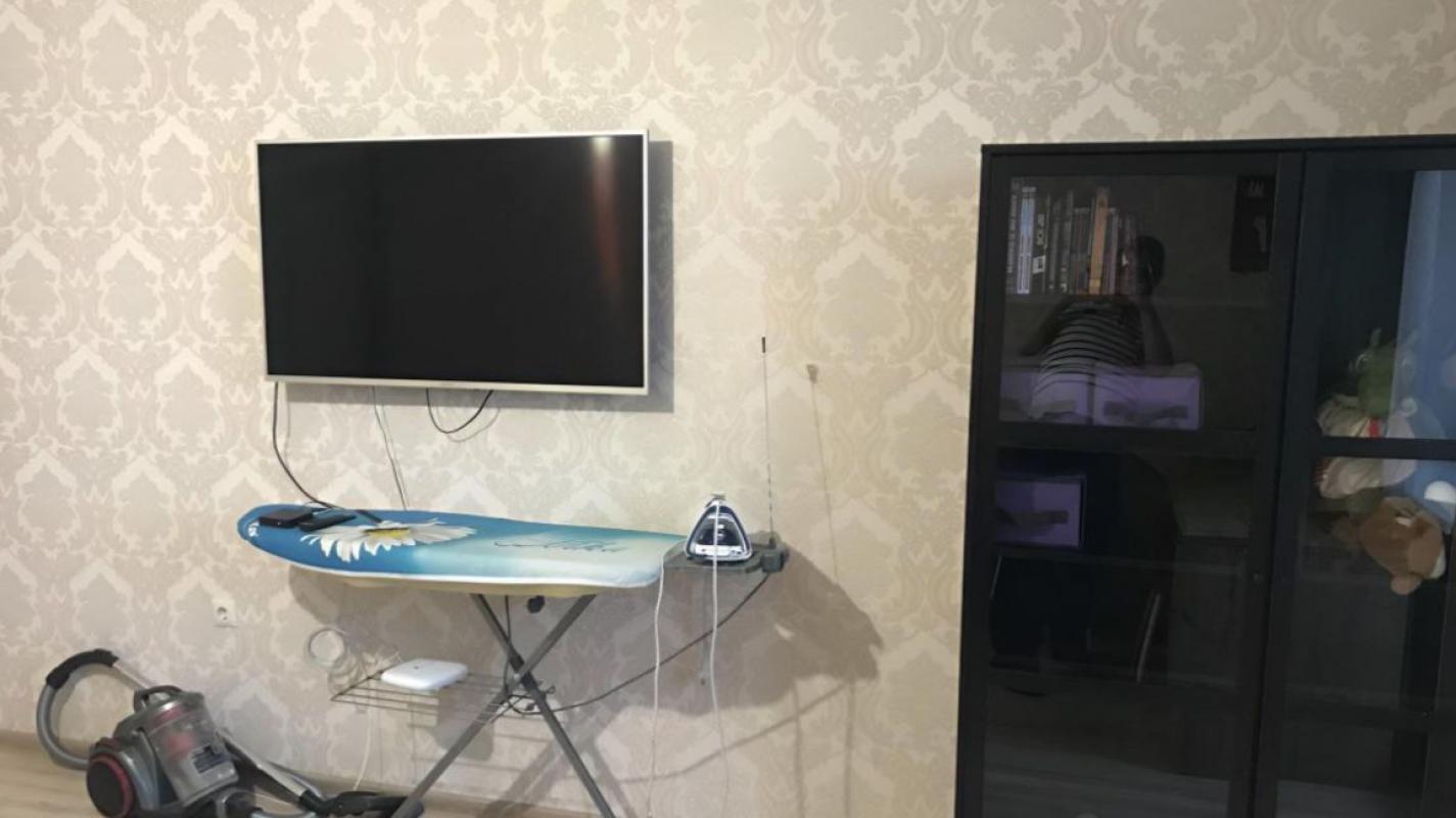 Сдается однокомнатная квартира на длительный срок по адресу Уметбаева, 15 . - Новотроицк
