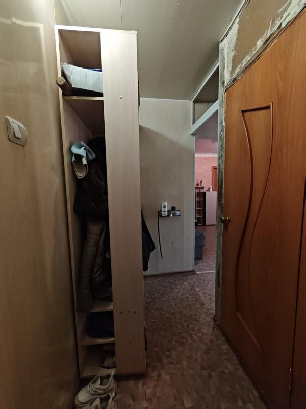 Продаётся двухкомнатная квартира в городе Новотроицке по адресу улица Библиотечная, дом 2А, располож - Новотроицк