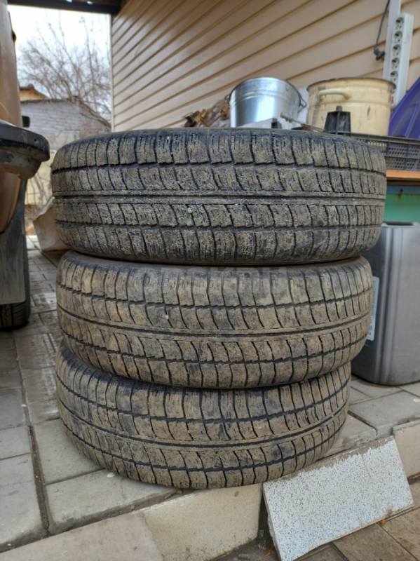 Продается 3 шины Кама-217, размер 175/65 R14. - Орск