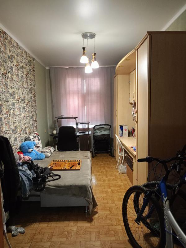 🏠 Продам 3-комнатную квартиру, на втором этаже трёхэтажного дома, 90 кв. - Новотроицк
