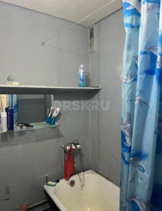 Продам 2-х комнатную теплую, светлую квартиру  в незатопляемой зоне города по адресу ул. - Орск