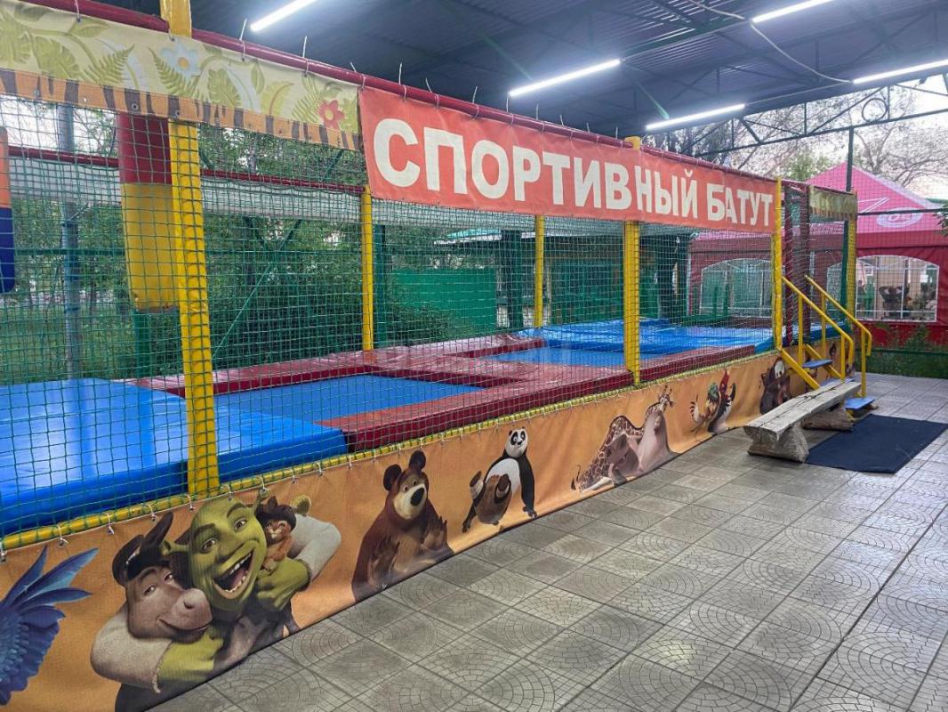Продам детский аттракцион «Спортивный 3-секционный батут с шариковым бассейном». - Орск
