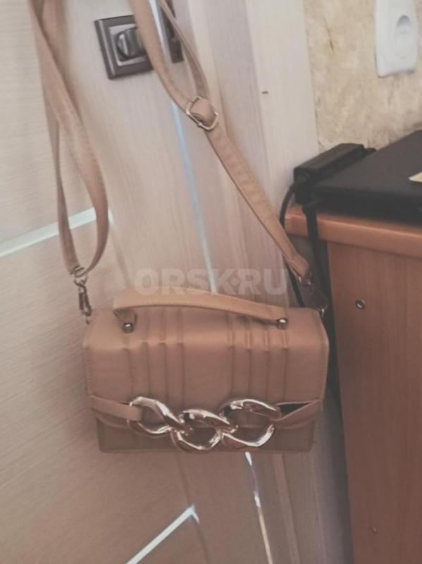Продам платье и юбку 46-48р и сумки женские - Орск