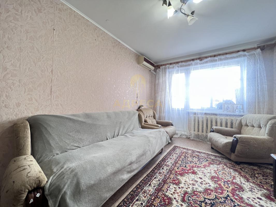 Продается 2-кoмнатнaя квартира нa 4 - этаже 9-ти этажного дома! - Оренбург
