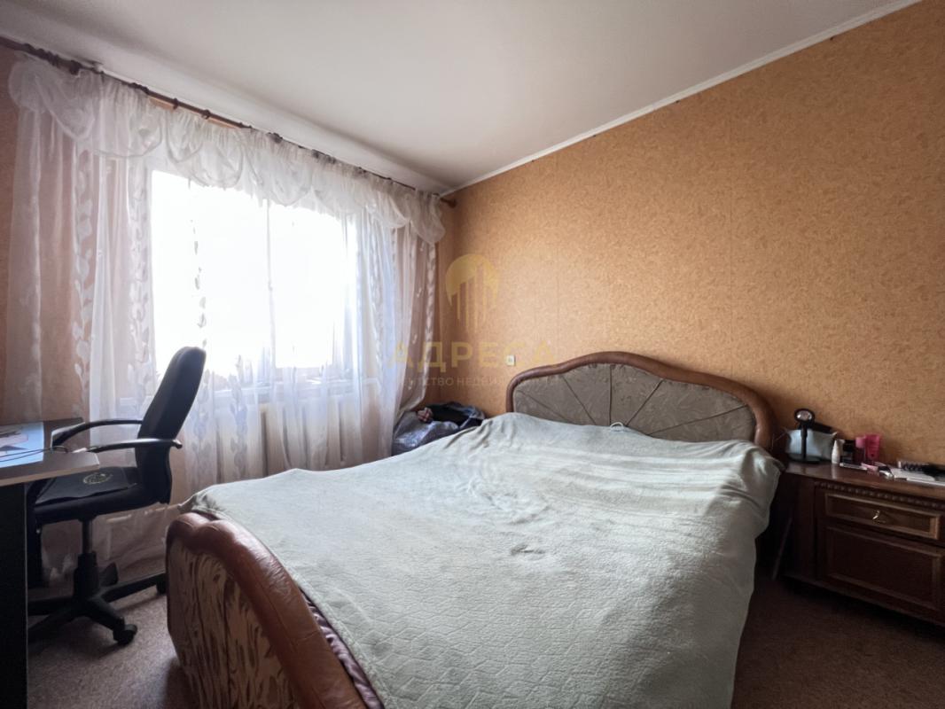 Продается 2-кoмнатнaя квартира нa 4 - этаже 9-ти этажного дома! - Оренбург