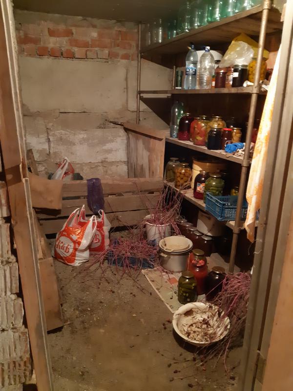 Продам погреб с документами Уральская 10. - Новотроицк