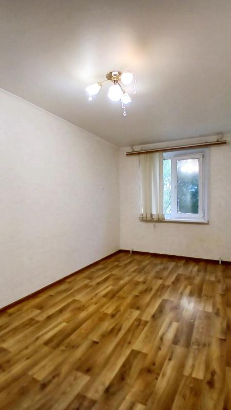 Продается 2-х комнатная  квартира в центре города  по адресу г. - Новотроицк