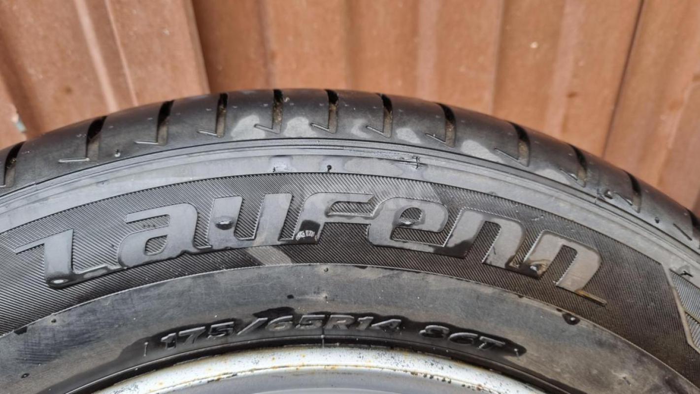 Продам комплект колес на новой летней резине LAUFENN G FIT EQ 175/65R14. - Орск