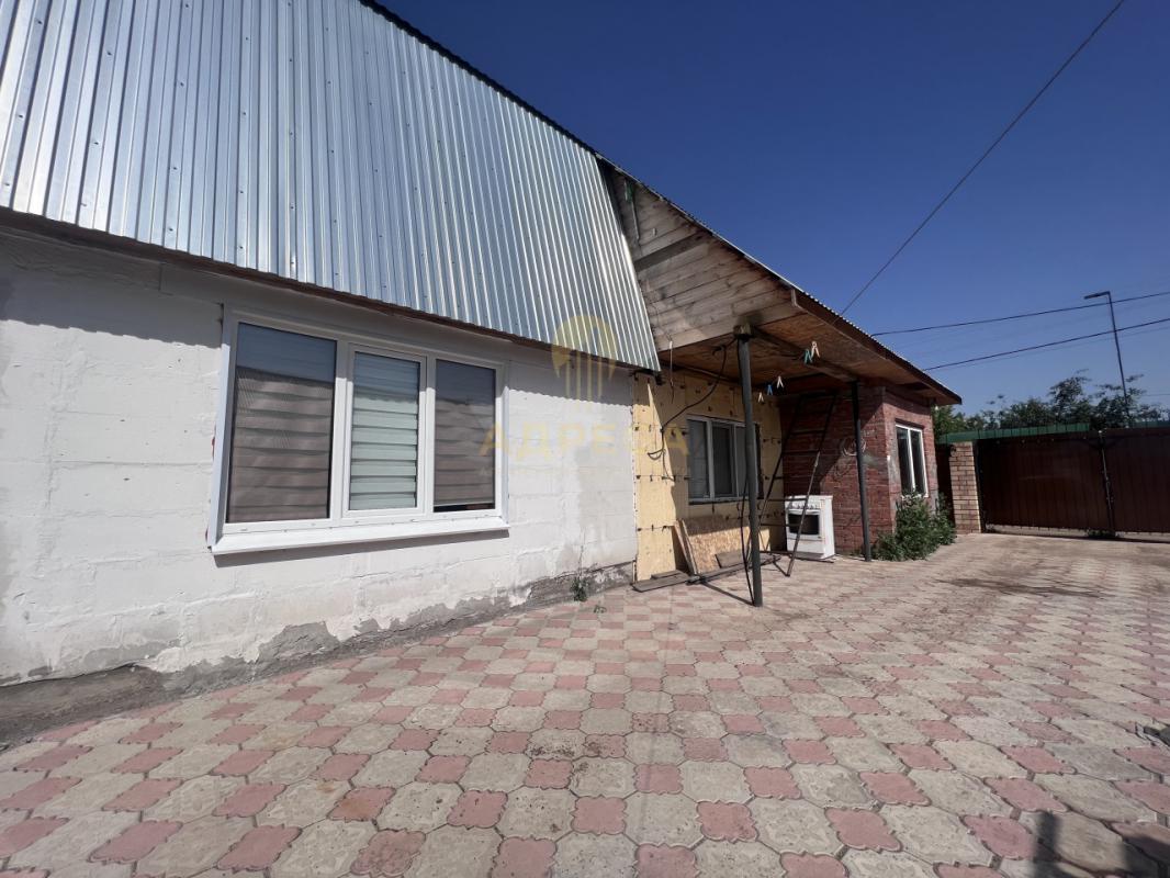 Продаётся дом с ремонтом в живописном районе. - Оренбург