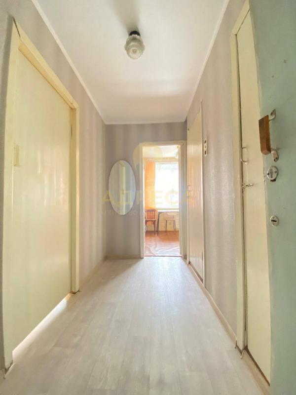 Продается 1-комнатная квартира , площадью 32,5 кв. - Оренбург