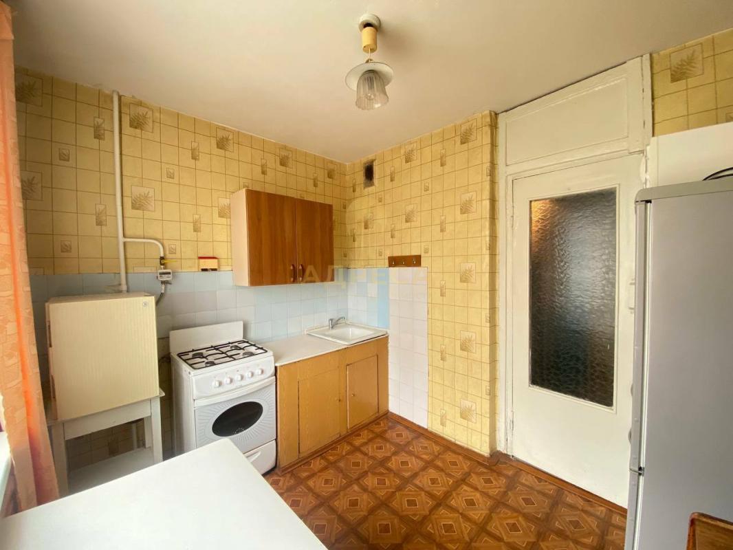 Продается 1-комнатная квартира , площадью 32,5 кв. - Оренбург