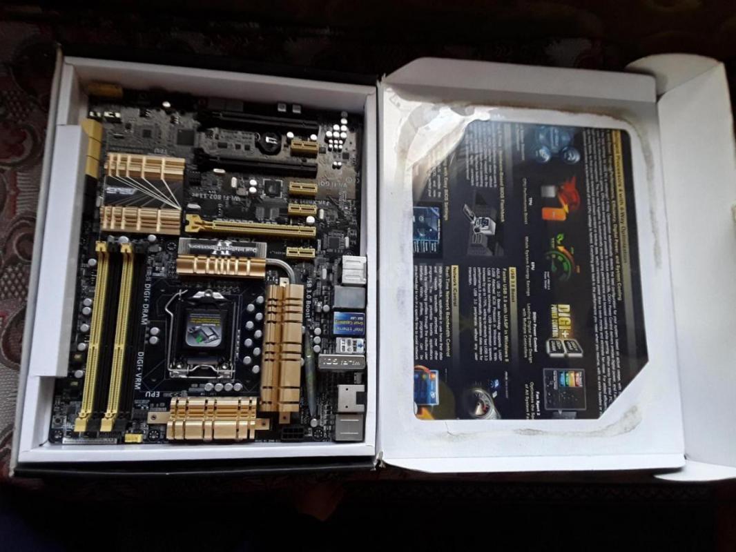 Материнскую плату ASUS Z87-DELUXE на запчасти. - Орск
