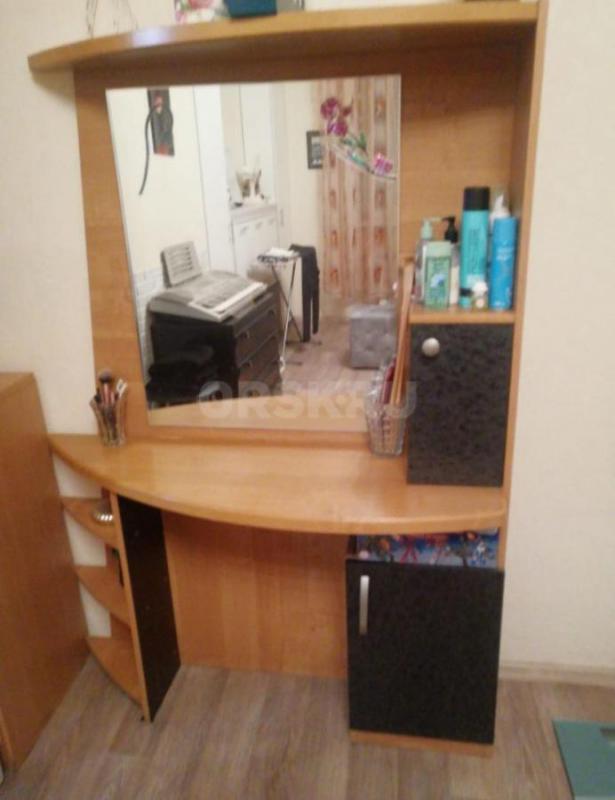 Срочно в связи с переездом продам мебель. - Орск