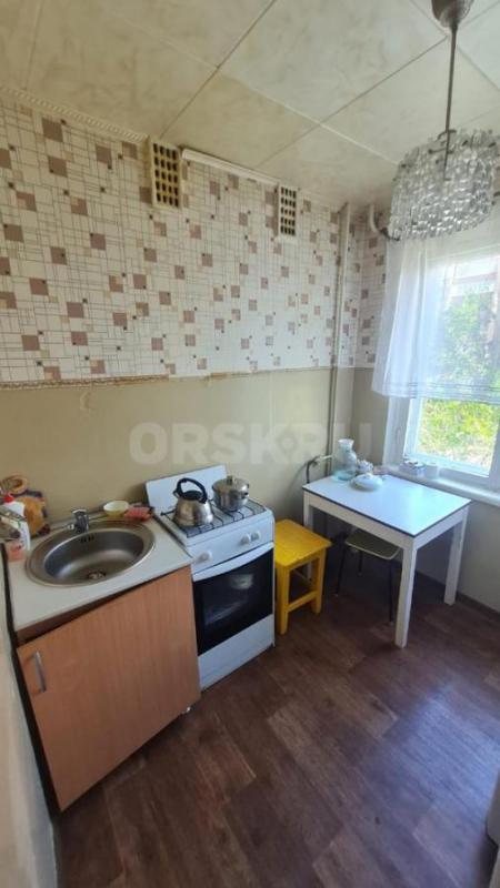 Продается 1-х комнатная квартира по адресу: ул. - Орск